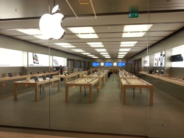 apple-store-india.jpg